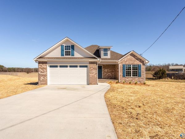 101 Harper Lane, Hokes Bluff, AL 35903