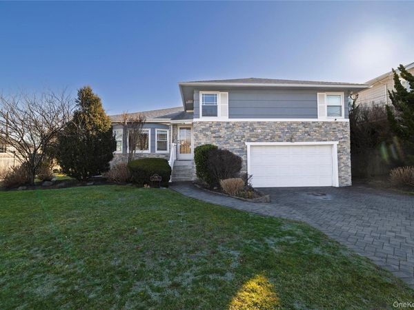 136 Greenway Road , Lido Beach, NY 11561