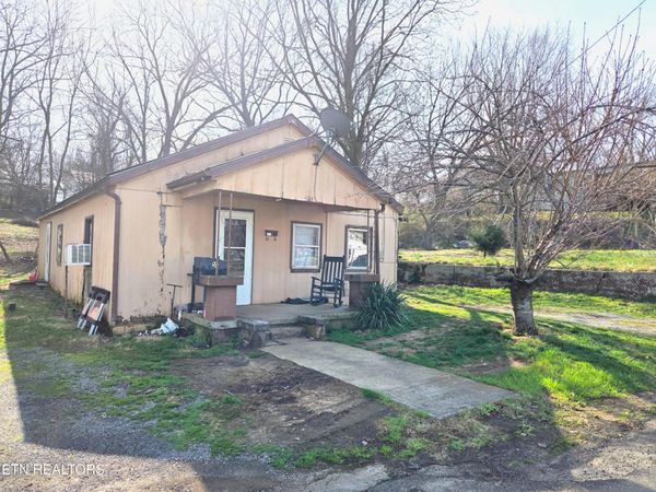 408 Prospect Ave , Newport, TN 37821