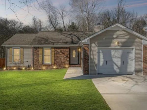 8163 Bonnafair Dr , Hermitage, TN 37076