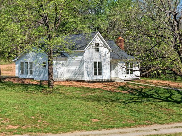 1032 Poplar Hill Rd , Prospect, TN 38477