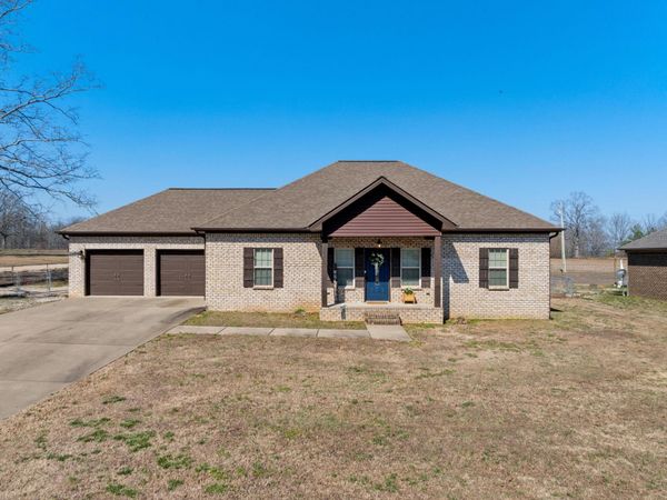 467 Co Rd 172, Florence, AL 35634