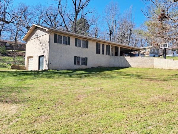 210 Kitchens Street , Harrison, AR 72601