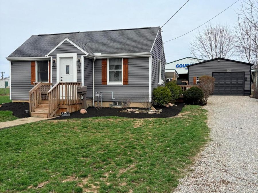 512 Hawthorne Avenue , London, OH 43140 Photo 1