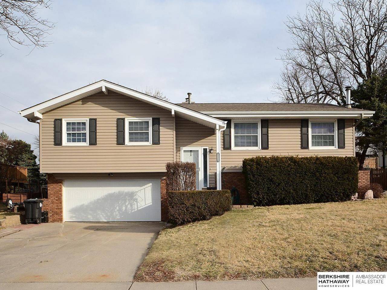 11316 Y Street , Omaha, NE 68137