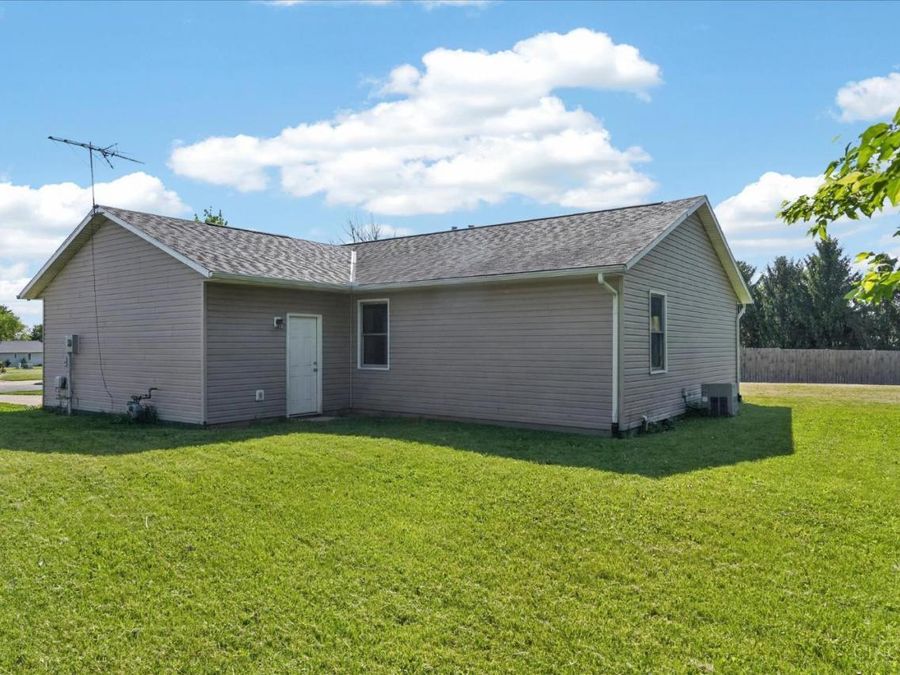 108 W Concord Lane, Bloomingburg, OH 43106 Photo 23