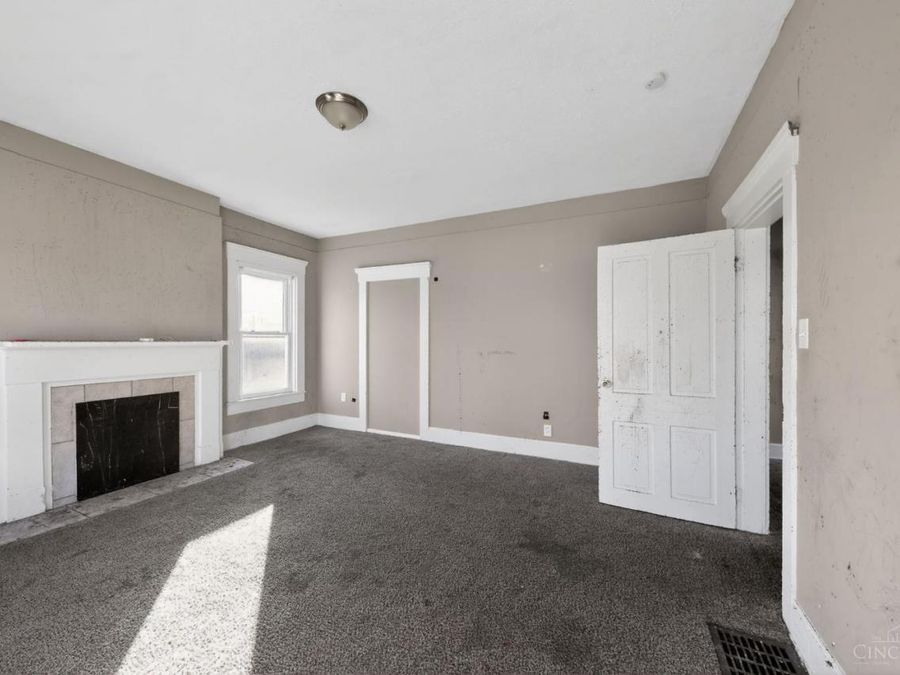 1435 Laidlaw Avenue, Cincinnati, OH 45237 Photo 9