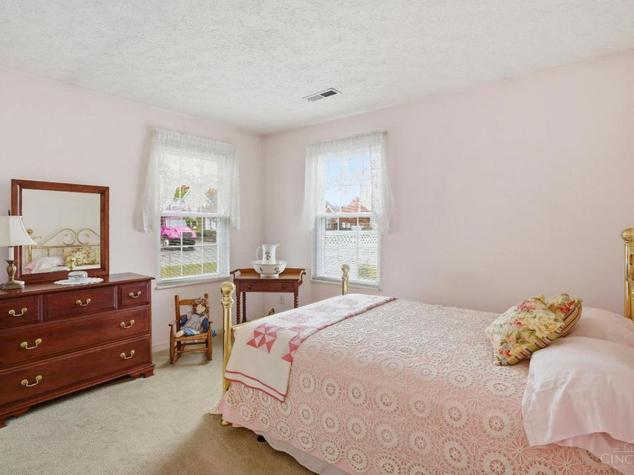 8444 Waterleaf Lane, West Chester, OH 45069 Photo 10
