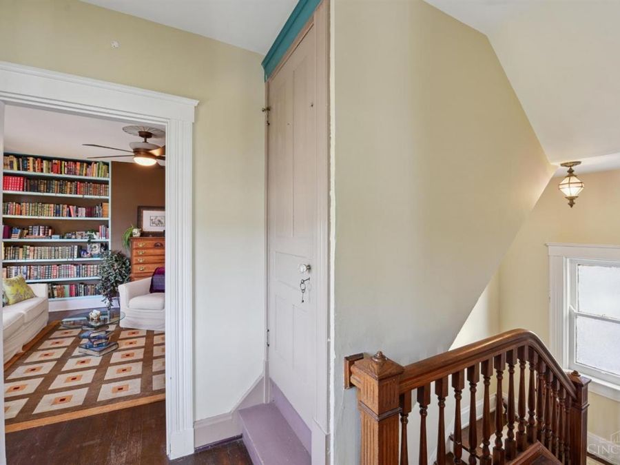 3028 Montclair Avenue, Cincinnati, OH 45211 Photo 29