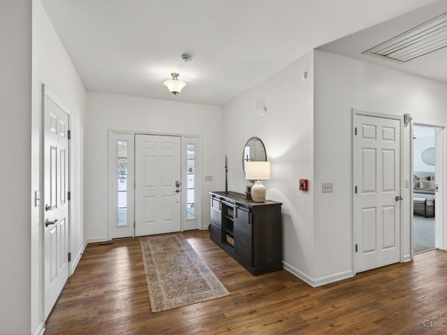 4365 Classic Drive, Blue Ash, OH 45241 Photo 4