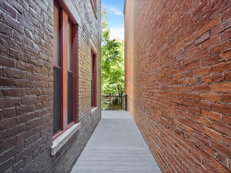 1420 Race Street, Cincinnati, OH 45202 Photo 32