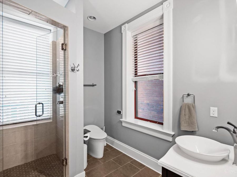 1420 Race Street, Cincinnati, OH 45202 Photo 36