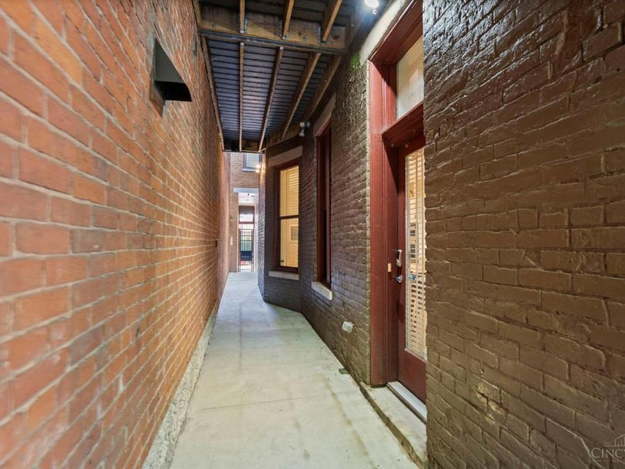 1420 Race Street, Cincinnati, OH 45202 Photo 54