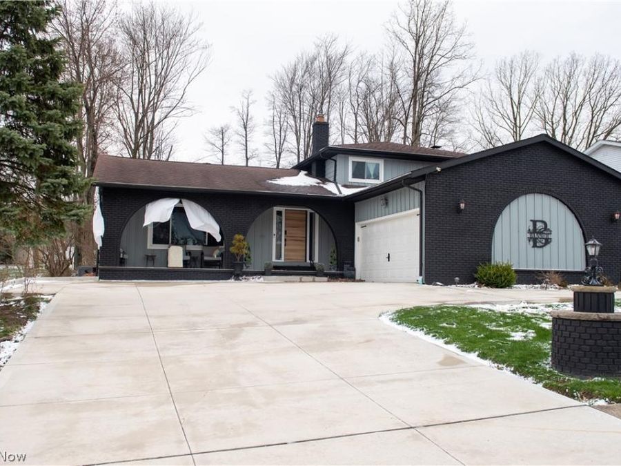 350 Panorama Drive , Seven Hills, OH 44131 Photo 1
