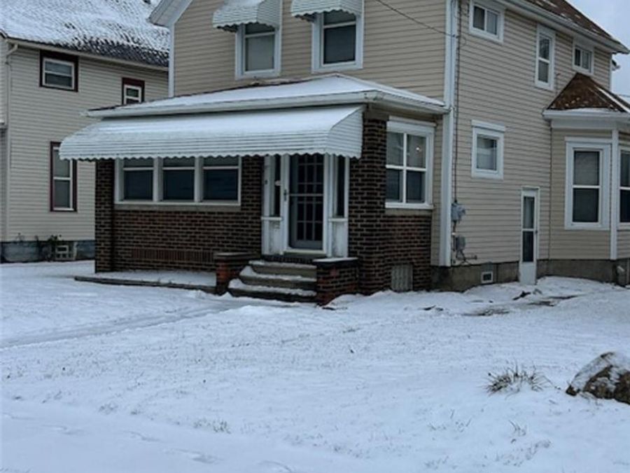 97 8th Street NW, Barberton, OH 44203 Photo 1