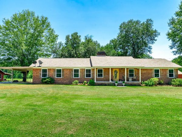 233 J D Broome Rd., Sumrall, MS 39482