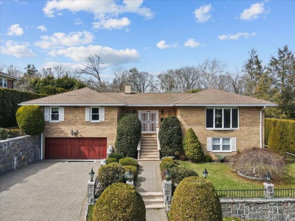 7 Greystone Circle , Bronxville, NY 10708