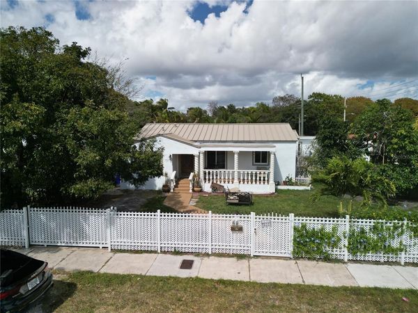 1011 NW 44TH STREET , MIAMI, FL 33127