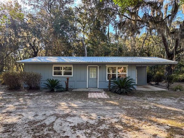 468 SE 18TH STREET , MELROSE, FL 32666