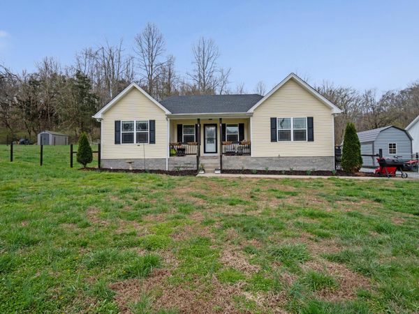 72 Leo Whitley Rd , Lafayette, TN 37083