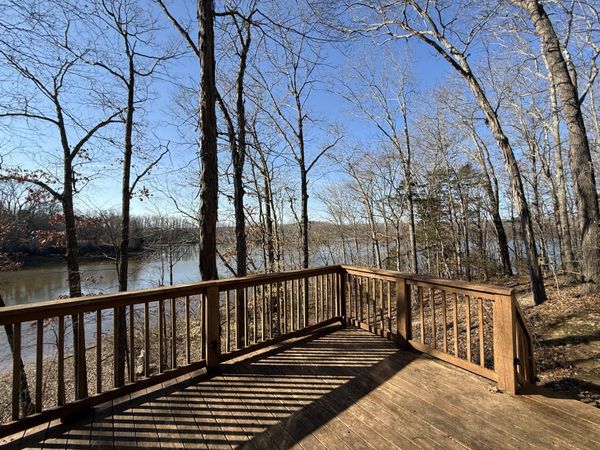 205 Lewis Cir , Dover, TN 37058