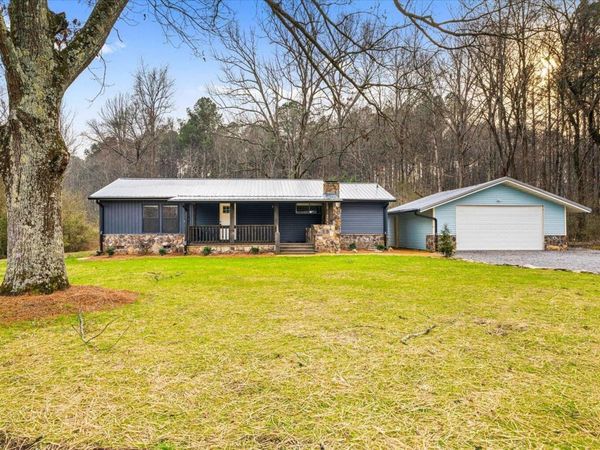 1323 Peggy Lane , Tunnel Hill, GA 30755