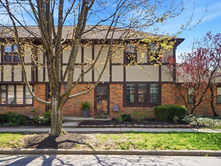 673 Olde Towne Avenue , Unit 16-673D, Columbus, OH 43214 Photo 1