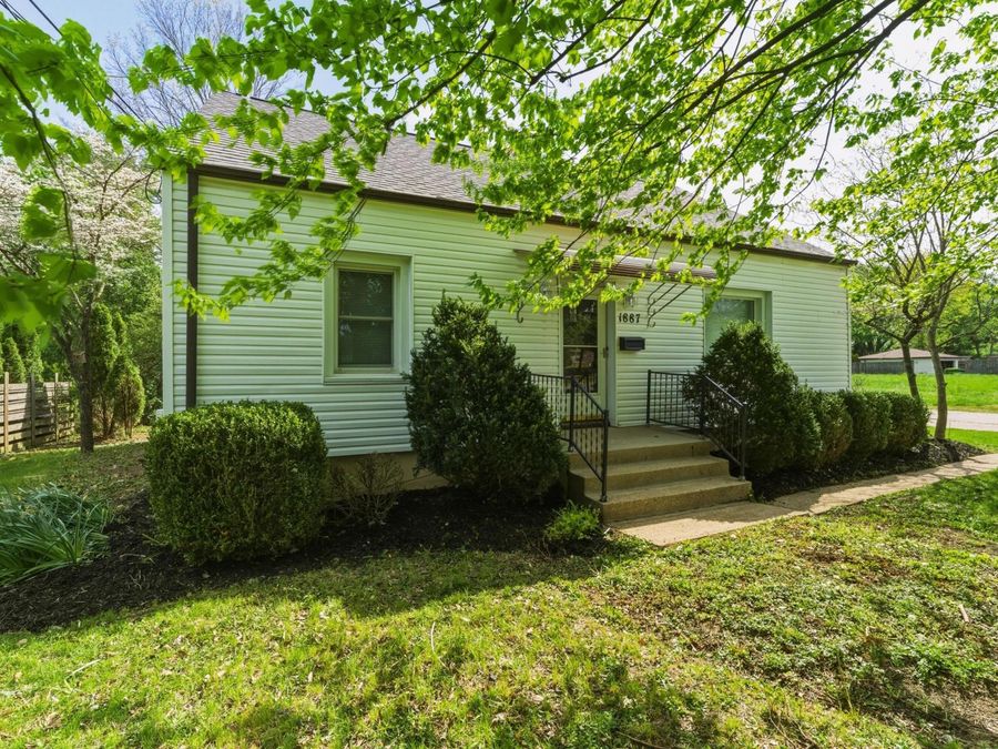 1887 E Cooke Road , Unit A, Columbus, OH 43224 Photo 1