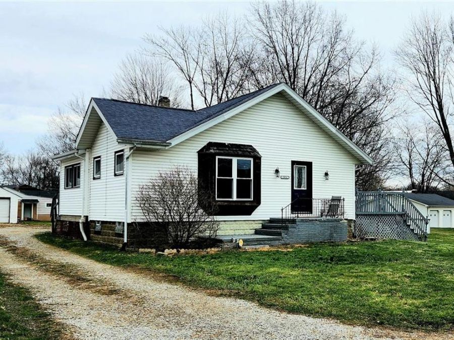 2416 Bakerwood Drive SW, Massillon, OH 44647 Photo 1