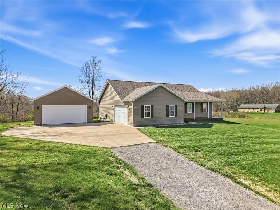 3766 Pothour Wheeler Road , Hubbard, OH 44425 Photo 1