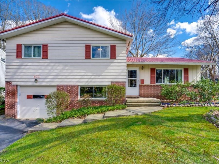 833 Cliffside Drive , Akron, OH 44313 Photo 1