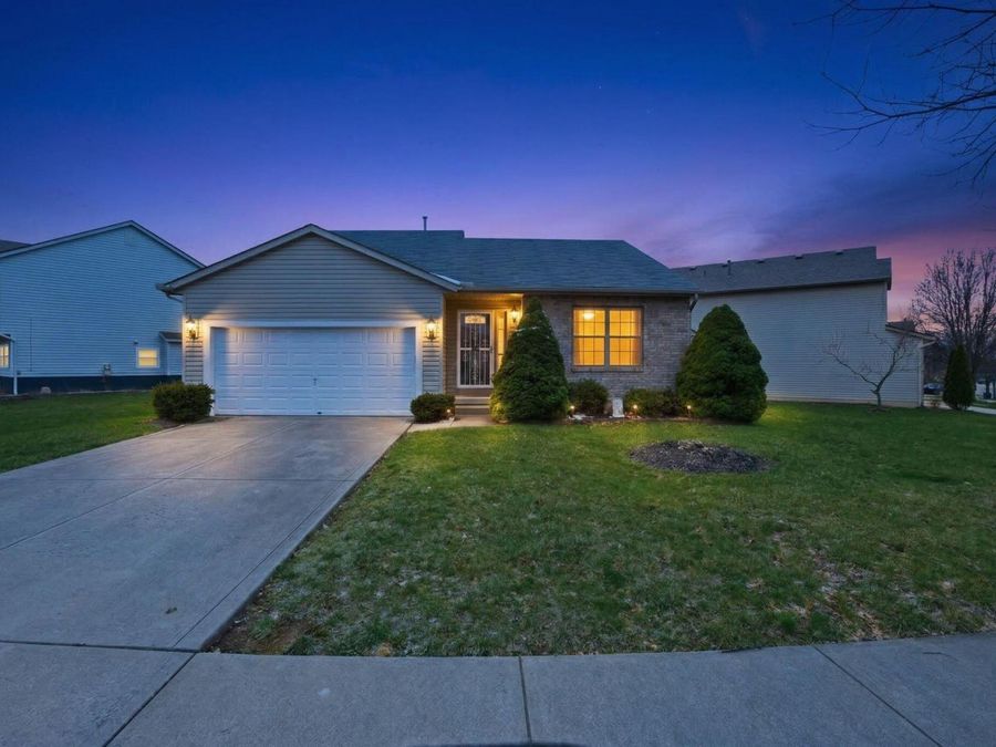 7865 Merdon Drive , Blacklick, OH 43004 Photo 1