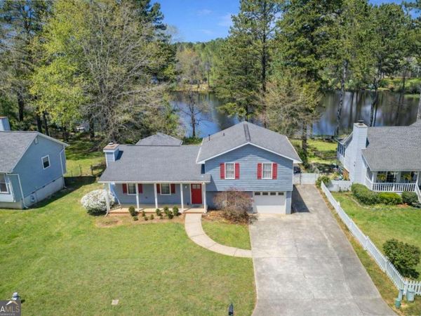 2846 Mountbery Drive, Snellville, GA 30039