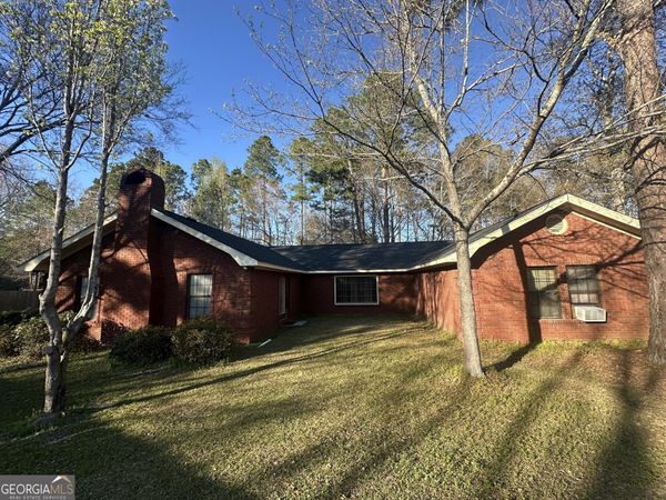 1296 Millen Highway, Sylvania, GA 30467