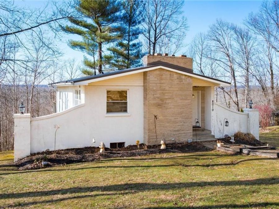 8010 Lakeview Drive , Nashport, OH 43830 Photo 1