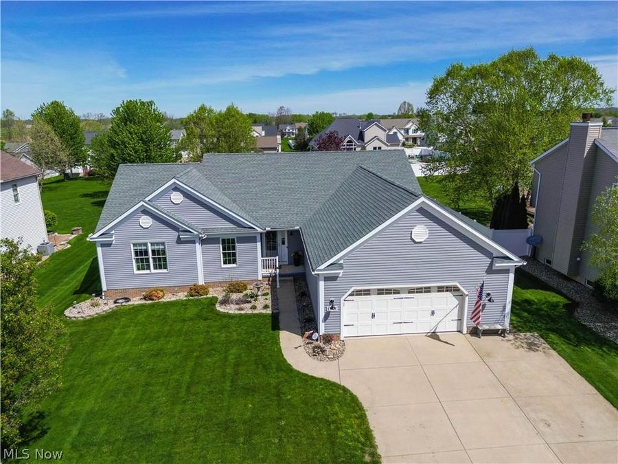 11051 Trenton Road NW, Uniontown, OH 44685 Photo 1