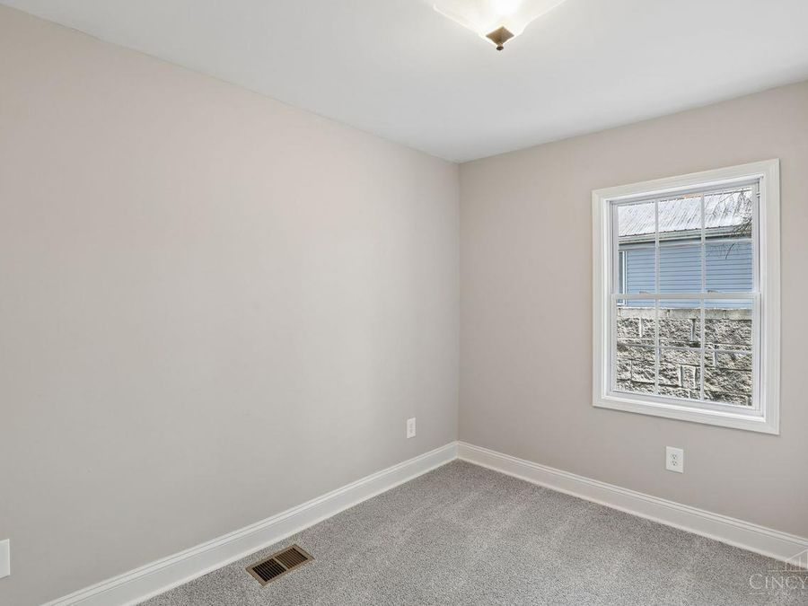6015 Eleanor Street, Fairfax, OH 45227 Photo 15