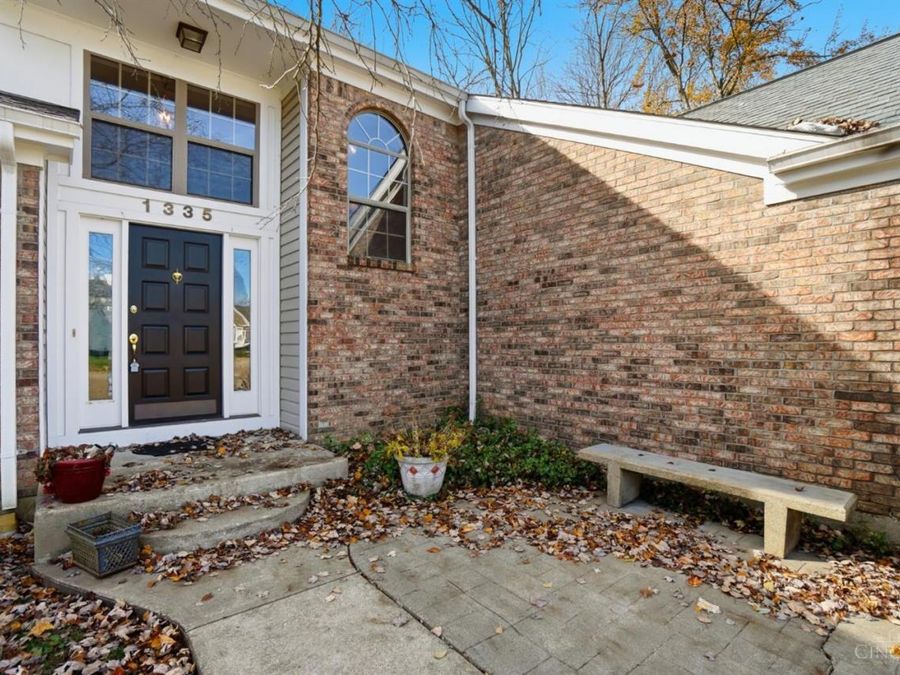 1335 Lakefront Court, Batavia Township, OH 45102 Photo 4