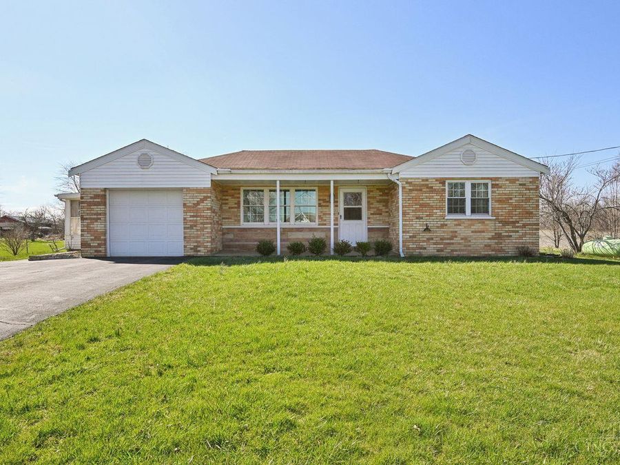 328 Apple Road, Amelia, OH 45102 Photo 1