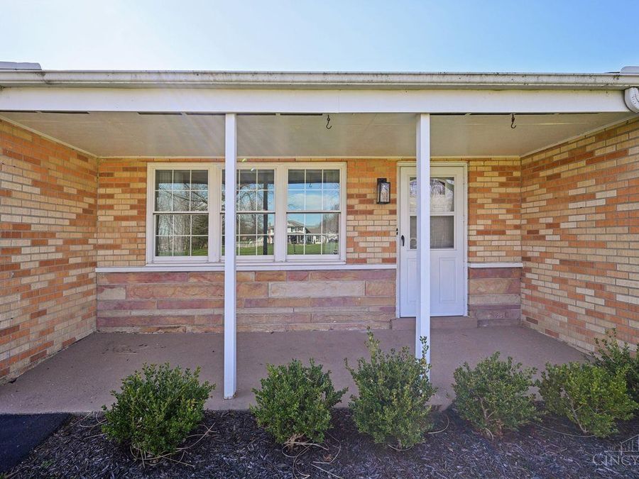 328 Apple Road, Amelia, OH 45102 Photo 4