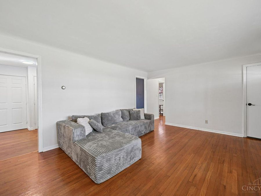 328 Apple Road, Amelia, OH 45102 Photo 8