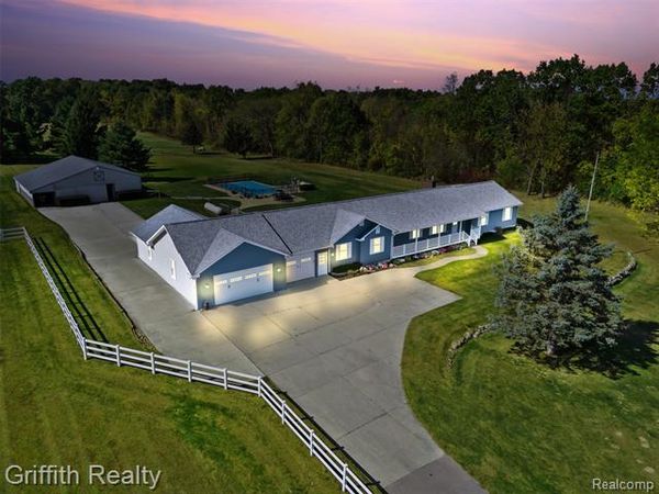 6005 Carscadden Way , Highland Twp, MI 48357