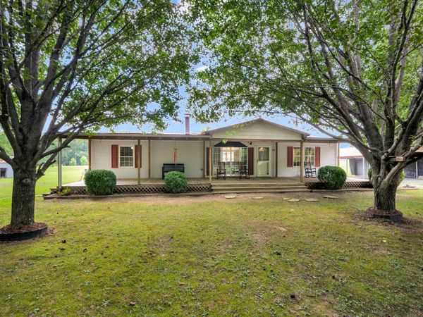 639 Pruett Road , Dickson, TN 37055