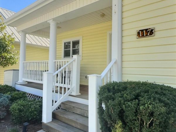 117 N Deer Hill Village Lane, LaFollette, TN 37766