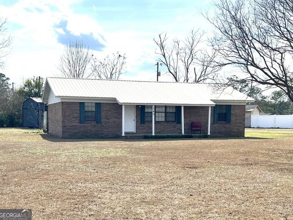 145 Beagle Boulevard, Alma, GA 31510