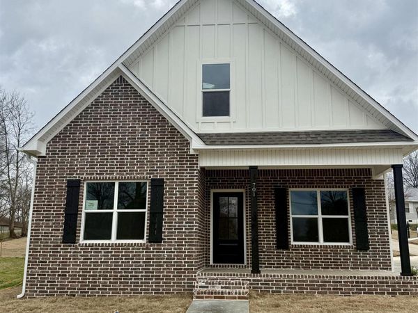 701 4 N , Paragould, AR 72450