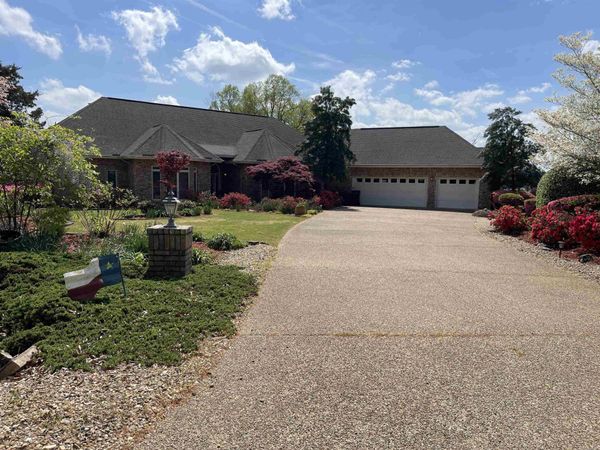 60 Sanchez , Hot Springs Village, AR 71909