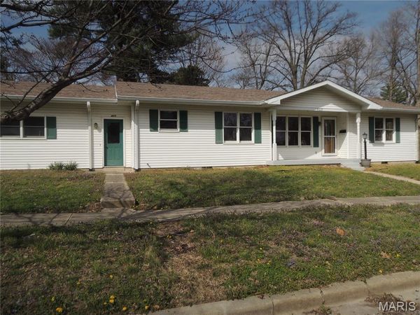 405 W Spring Street , Greenville, IL 62246