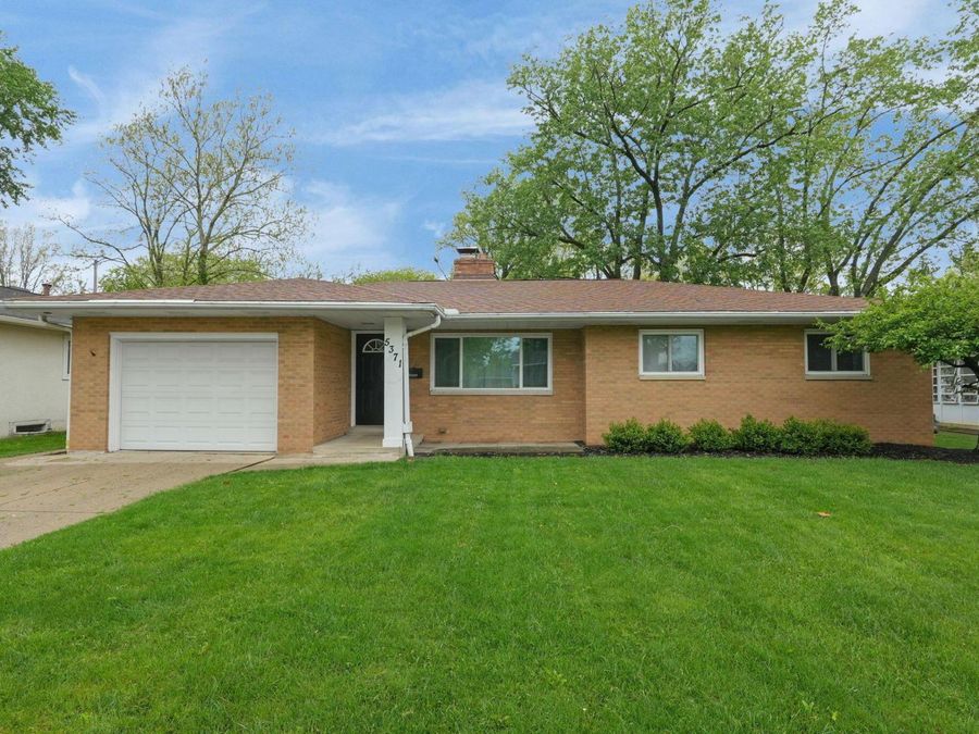 5371 Poplarwood Road , Columbus, OH 43229 Photo 1
