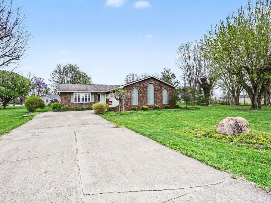 23624 Parker Court , Circleville, OH 43113 Photo 1
